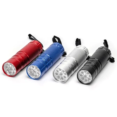 Latarka LED na baterie AAA kieszonkowa